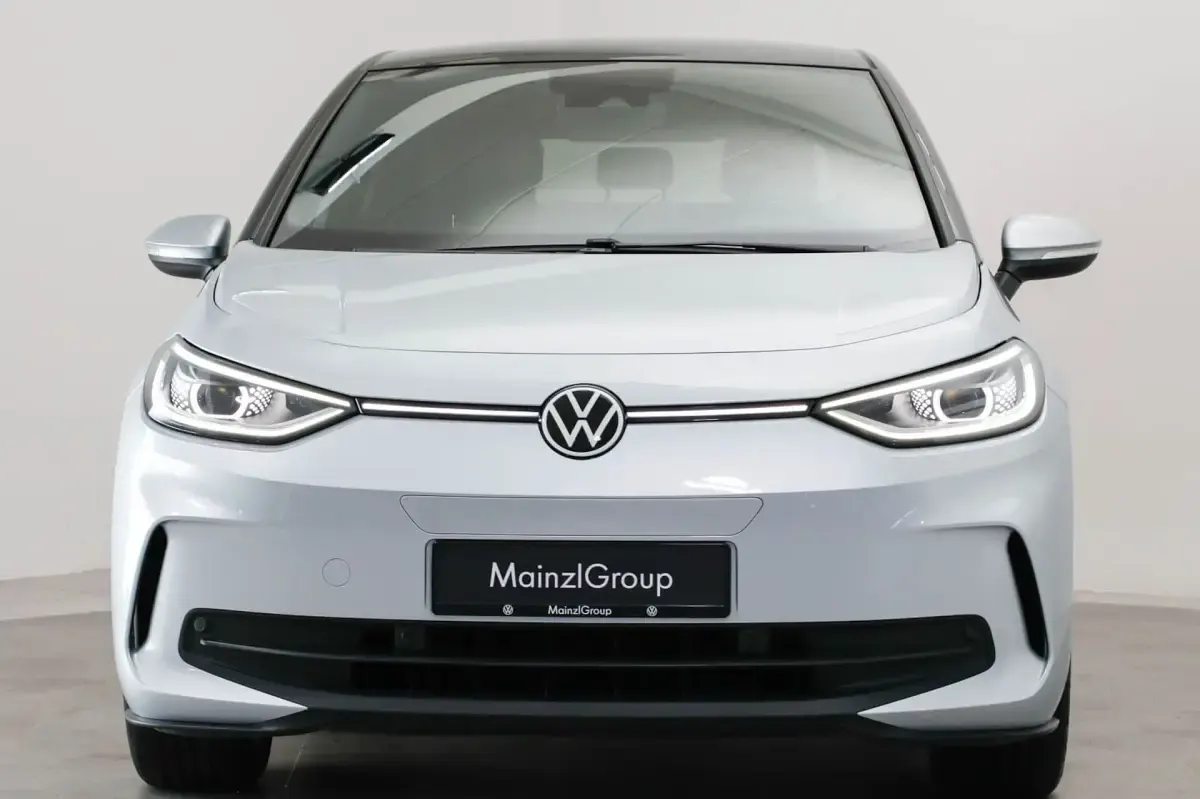 Gebraucht VW ID.3 Pro 150 kW (204 PS) 2024 Scale silver metallic/schwarz Kleinwagen