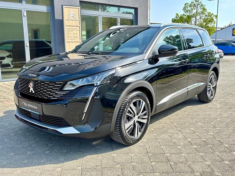 Gebraucht Peugeot 5008 Allure 131 PS (96 kW) 2023 Schwarz perla nera Van / Kleinbus