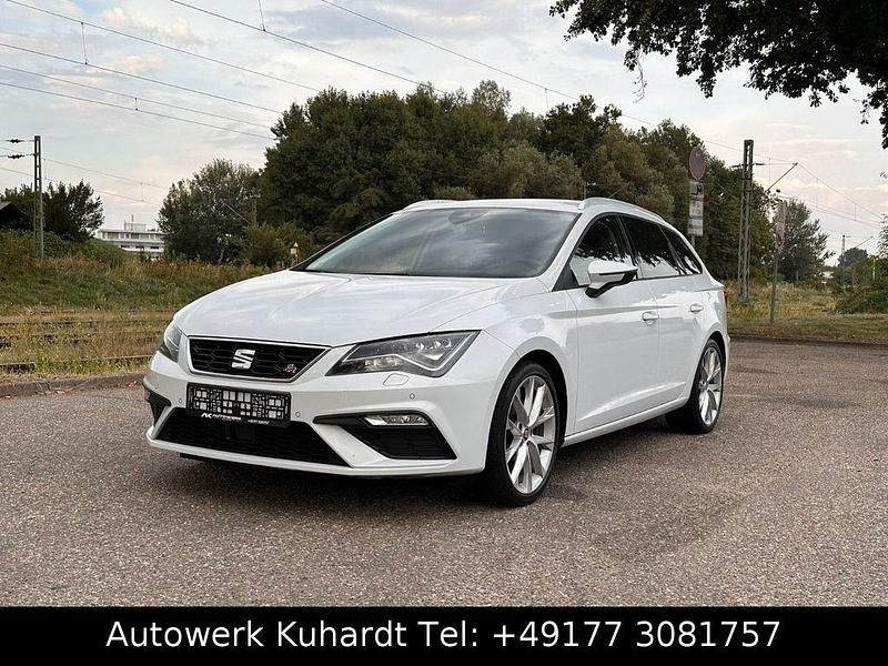 Weiß Gebraucht 2020 Seat Leon ST FR Kombi | 19.800 € (Fairer Preis) - Bild 1/4