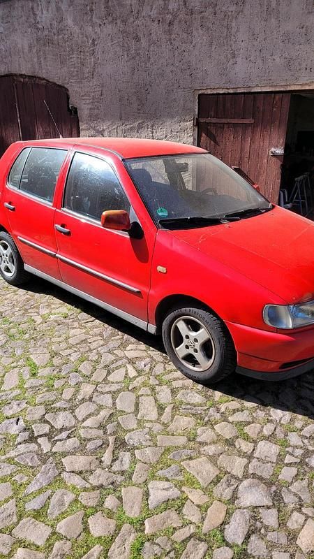 Rot Gebraucht 1996 VW Polo Kleinwagen | 600 € - Bild 1/4