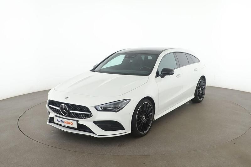 Weiß Gebraucht 2021 Mercedes CLA250 Shooting Brake AMG line Kombi | 34.500 € (Etwas zu teuer) - Bild 1/3