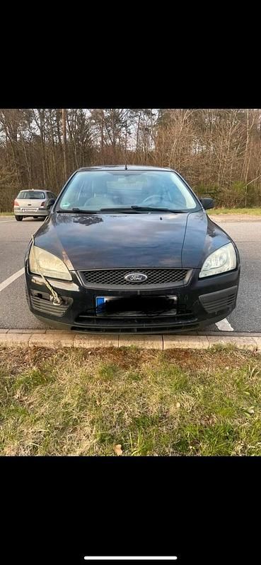 Schwarz Gebraucht 2006 Ford Focus Kleinwagen | 799 € (Superpreis) - Bild 1/4