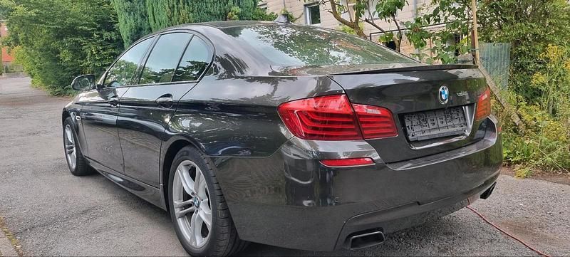Gebraucht BMW 550 M Sport 449 PS (330 kW) 2014 Braun Limousine