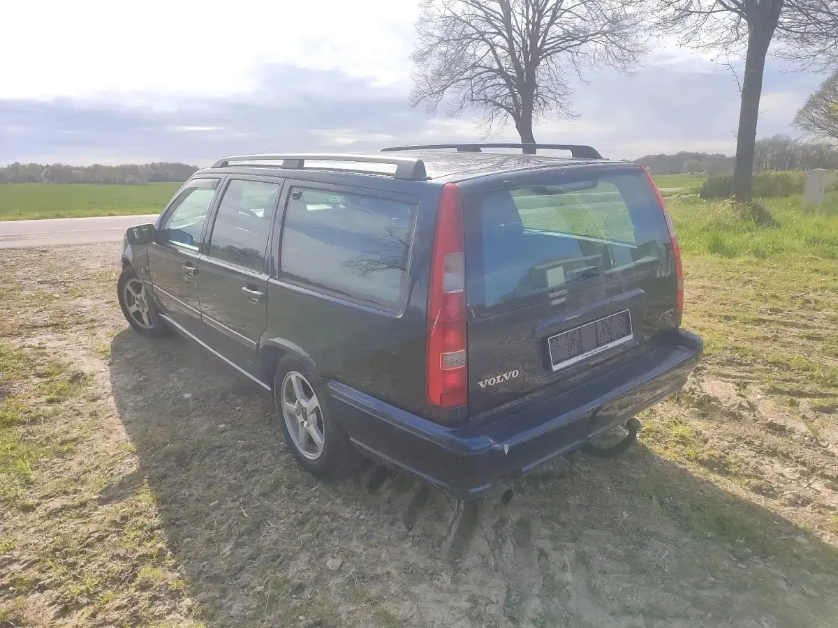 Occasion Volvo V70 140 ch (102 kW) 2000 Bleue Break