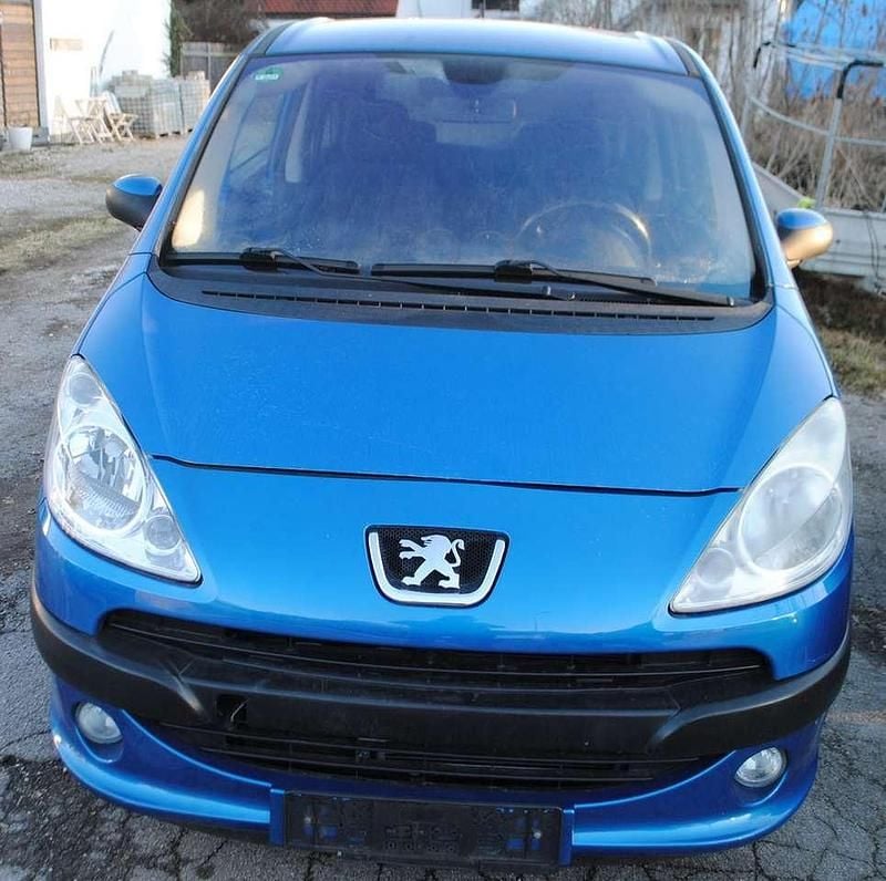 Gebraucht Peugeot 1007 88 PS (64 kW) 2006 Blau Van / Kleinbus