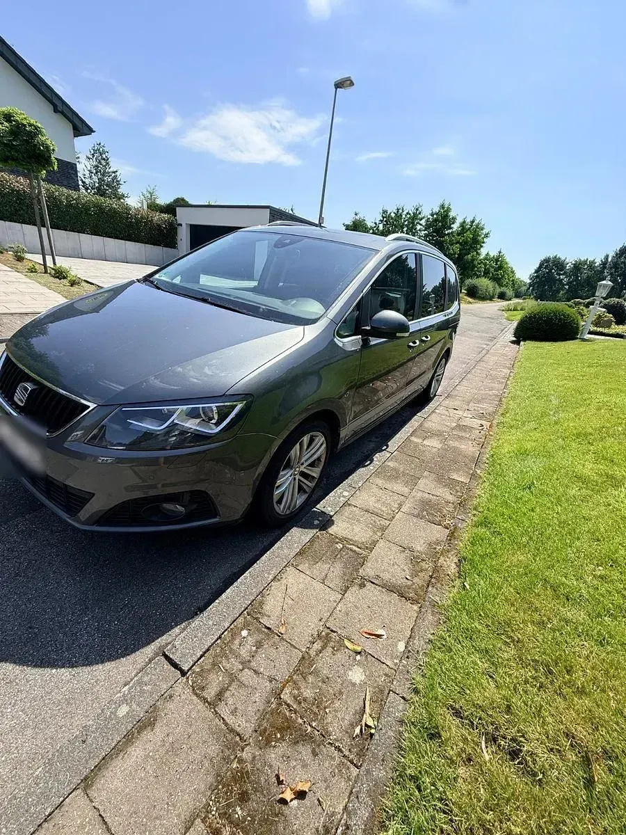 Gebraucht Seat Alhambra 177 PS (130 kW) 2014 Grau Van / Kleinbus