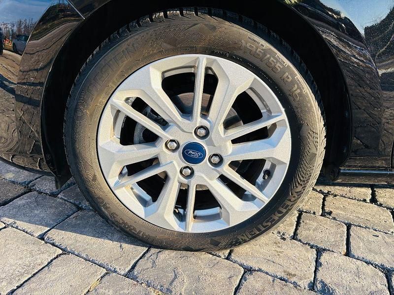 Gebraucht Ford Fiesta Titanium 125 PS (91 kW) 2023 Schwarz Limousine