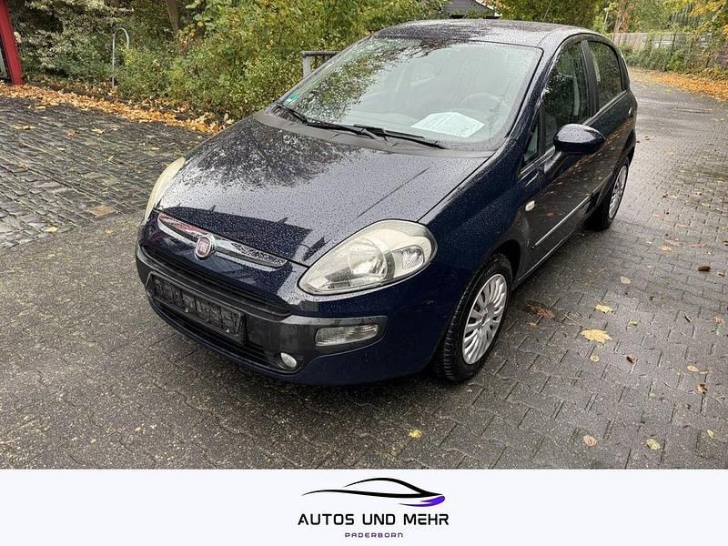 Colore esterno blu suggestivo Gebraucht 2011 Fiat Punto Evo Dynamic Kleinwagen | 2.699 € (Fairer Preis) - Bild 1/4