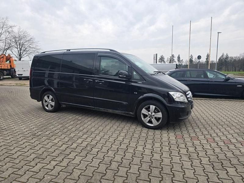 Gebraucht Mercedes Viano 224 PS (164 kW) 2012 Schwarz Van / Kleinbus