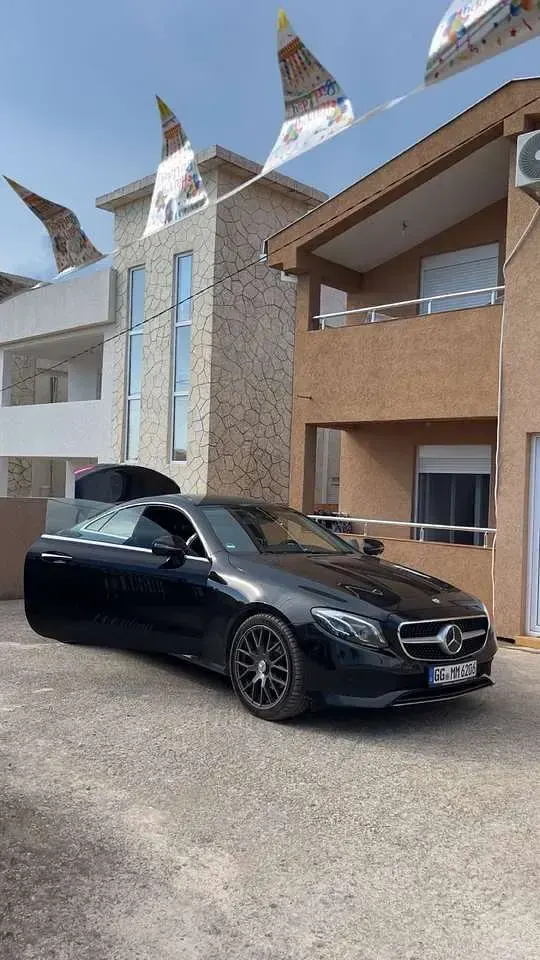 Gebraucht Mercedes E200 184 PS (135 kW) 2017