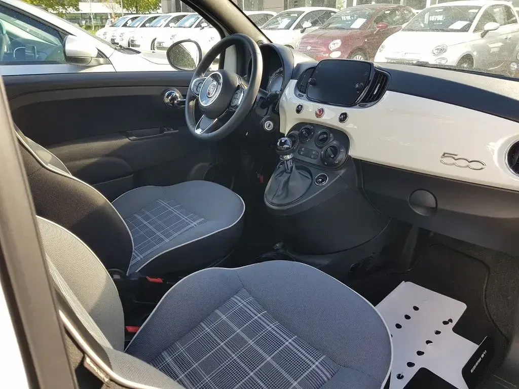 Gebraucht Fiat 500 Lounge 69 PS (50 kW) 2019 Weiß Limousine