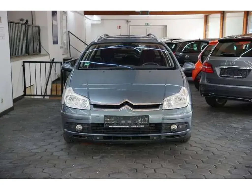 Gebraucht Citroën C5 Tendance 109 PS (80 kW) 2006 Lackierung eisengrau/lackieru (metallic) Kombi
