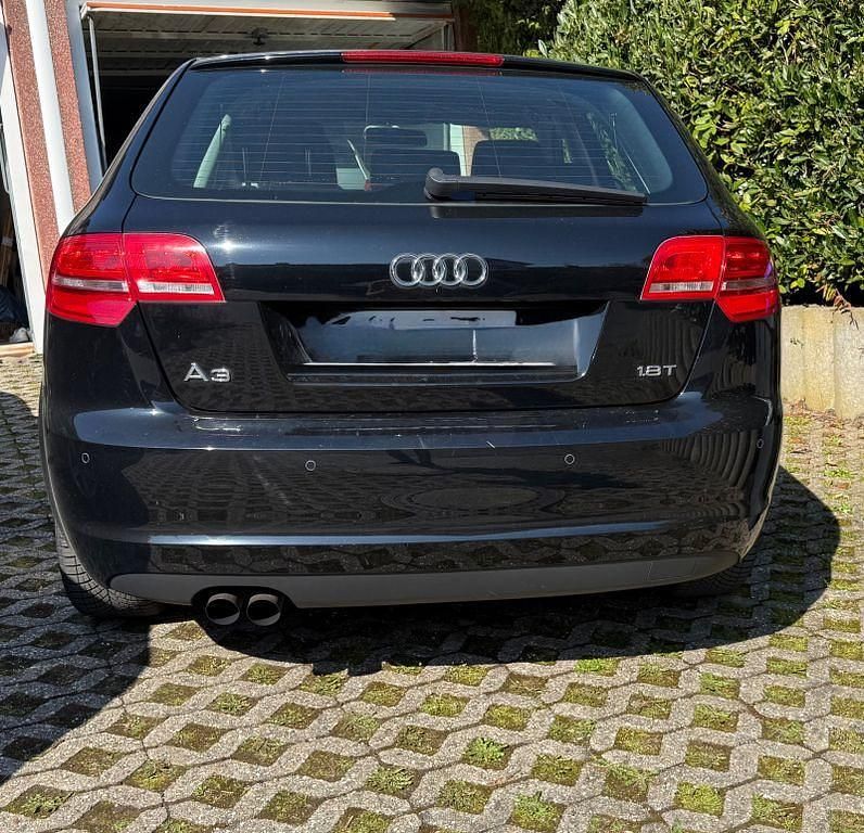 Gebraucht Audi A3 Attraction 160 PS (117 kW) 2009 Schwarz Kleinwagen
