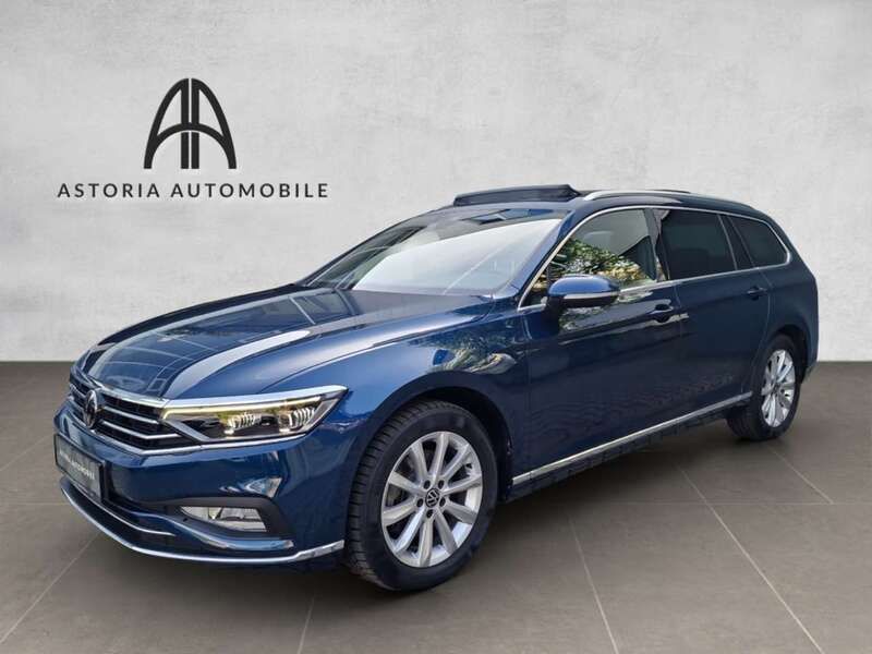 Braun Gebraucht 2023 VW Passat Elegance Kombi | 32.490 € (Guter Preis) - Bild 1/4
