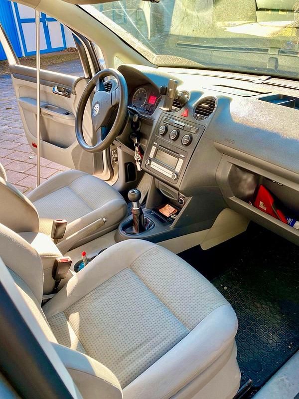 Gebraucht VW Caddy Life 80 PS (58 kW) 2008 Silber Van / Kleinbus