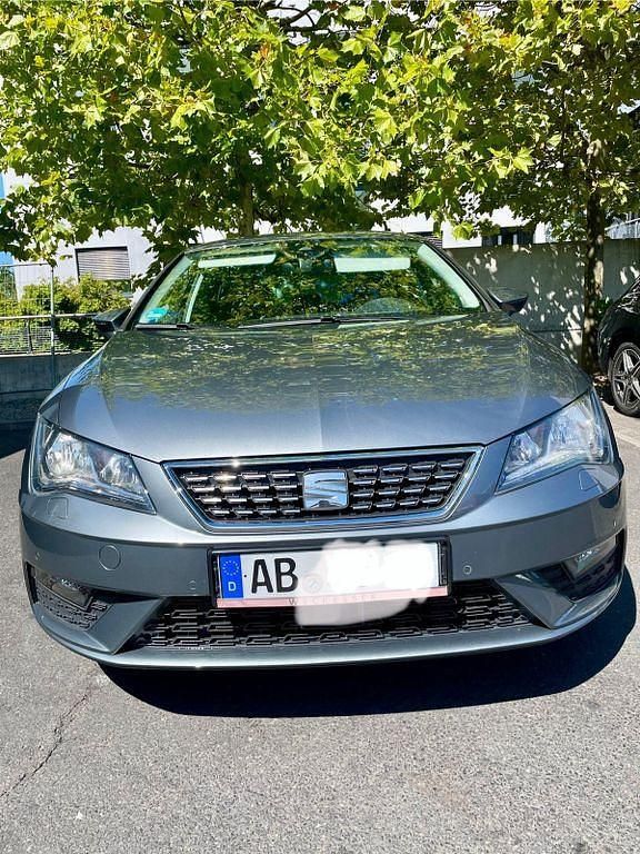 Grau Gebraucht 2018 Seat Leon ST XCELLENCE Kombi | 14.400 € (Guter Preis) - Bild 1/4
