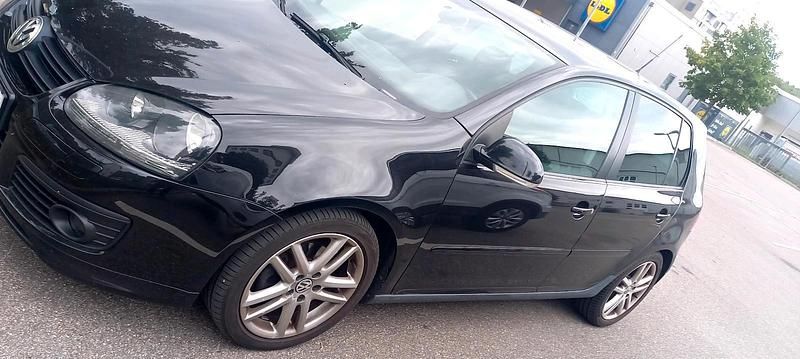 Schwarz Gebraucht 2008 VW Golf V GT Limousine | 3.290 € (Fairer Preis) - Bild 1/4
