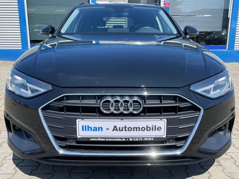 Gebraucht Audi A4 Basis 163 PS (119 kW) 2020 Mythosschwarz metallic Kombi