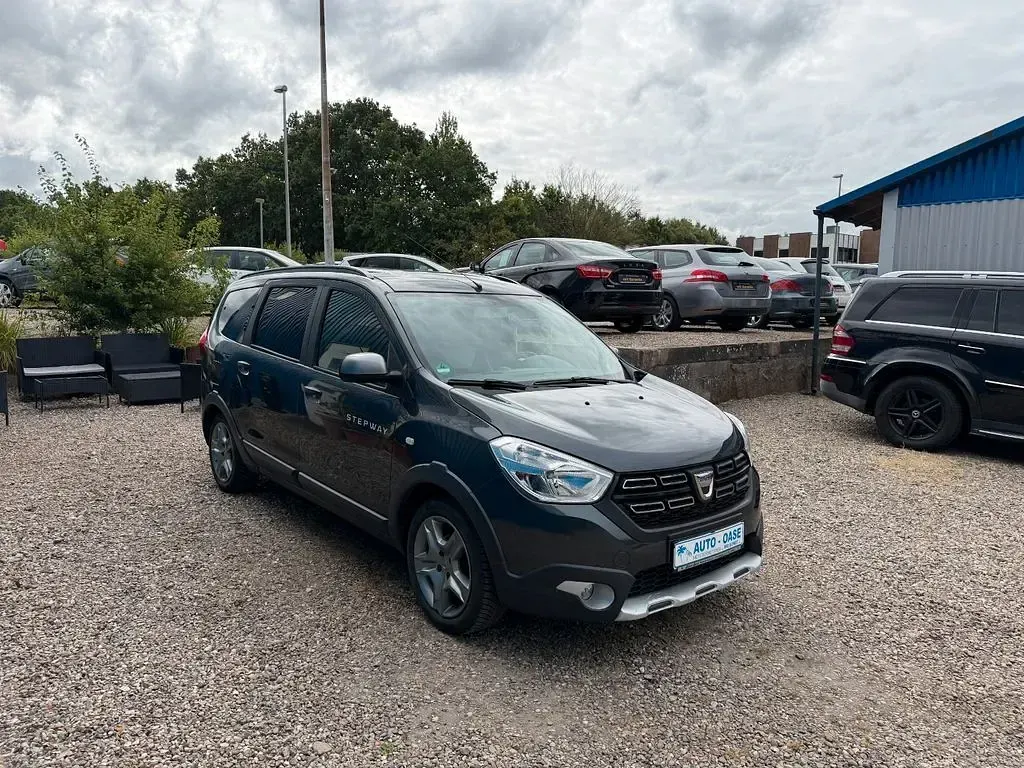 Gebraucht Dacia Lodgy Stepway 116 PS (85 kW) 2019 Grau Van / Kleinbus