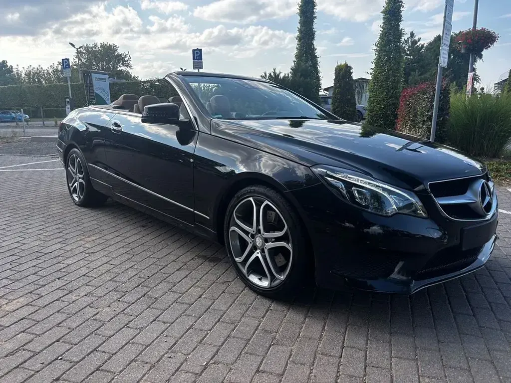Gebraucht Mercedes E350 258 PS (189 kW) 2015 Schwarz Cabrio