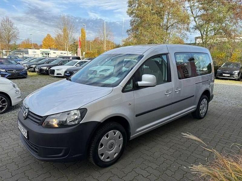 Silber Gebraucht 2014 VW Caddy Maxi Trendline Van / Kleinbus | 15.750 € - Bild 1/4
