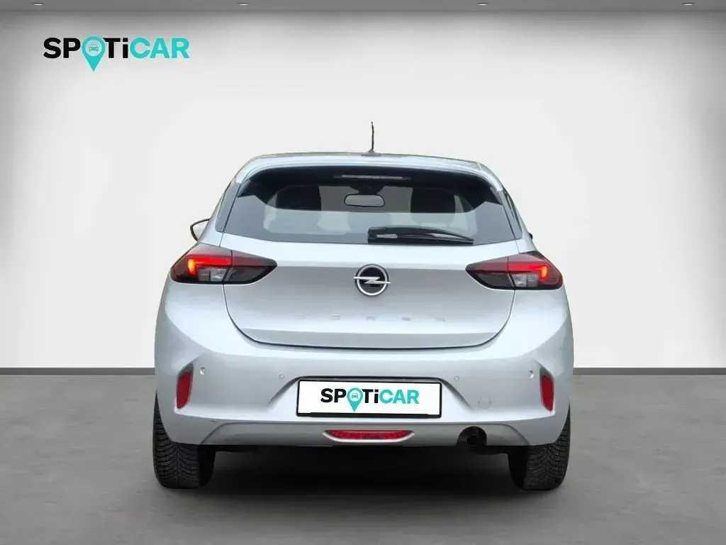 Gebraucht Opel Corsa 101 PS (74 kW) 2024 Kristall silber metallic Kleinwagen