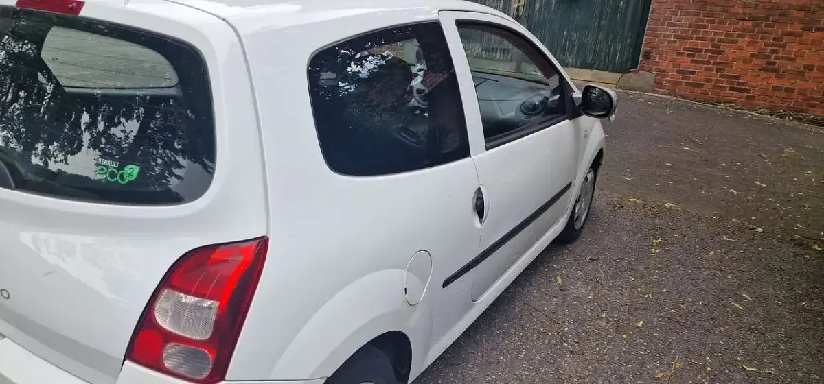 Gebraucht Renault Twingo Rip Curl 75 PS (55 kW) 2010 Kleinwagen
