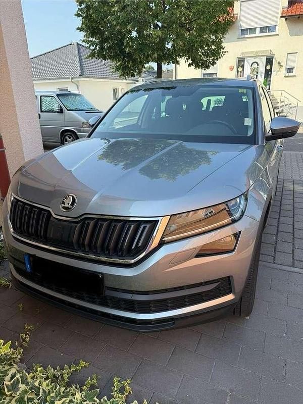 Silber Gebraucht 2019 Skoda Kodiaq SUV | 20.700 € (Superpreis) - Bild 1/4