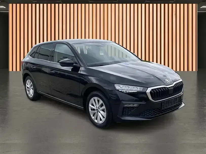 Gebraucht Skoda Scala Selection 116 PS (85 kW) 2025 Schwarz schwarz (metallic) Kleinwagen