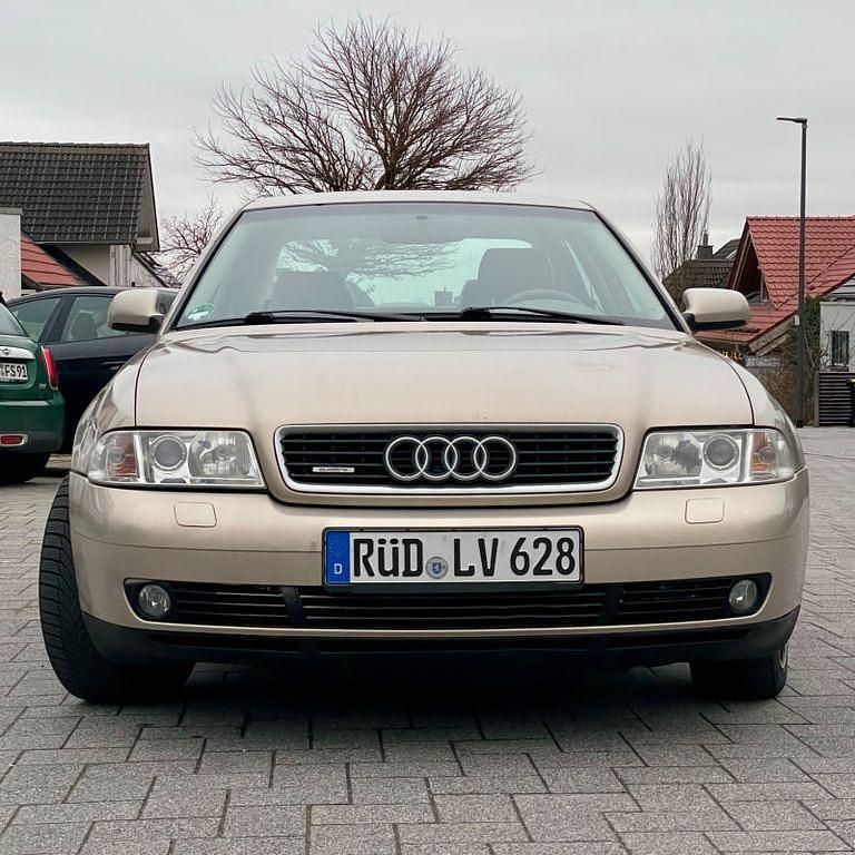 Gebraucht Audi A4 Performance 193 PS (141 kW) 2000 Gold Limousine