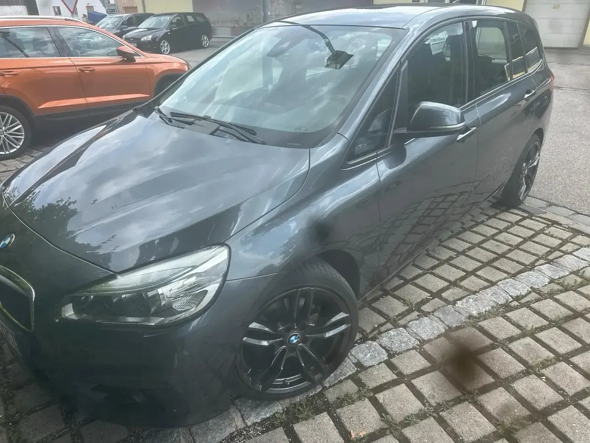 Gebraucht BMW 218 136 PS (100 kW) 2015 Grau Van / Kleinbus
