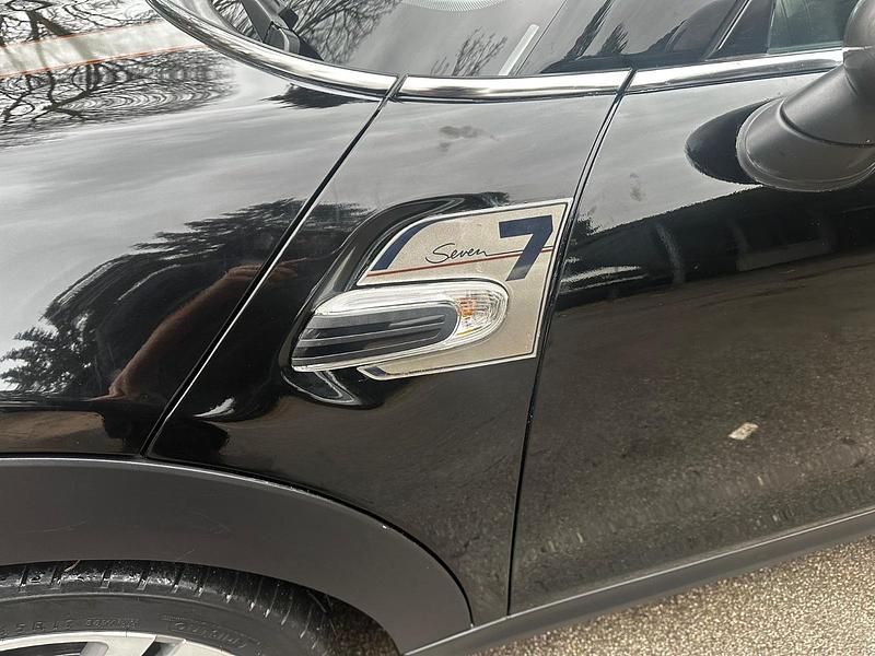 Gebraucht Mini Cooper Seven 136 PS (100 kW) 2016 Schwarz Kleinwagen