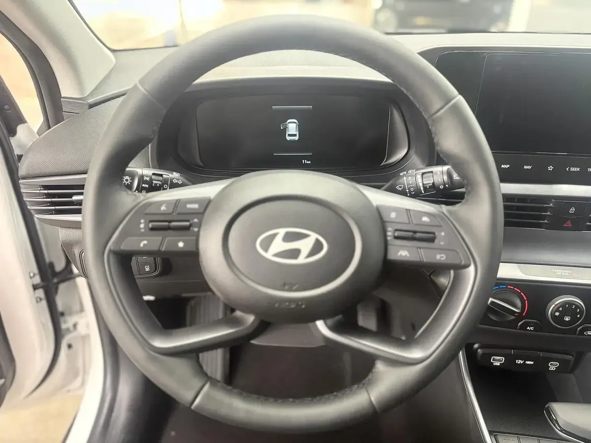 Neu Hyundai Bayon Life 90 PS (66 kW) 2026 Weiss saw SUV