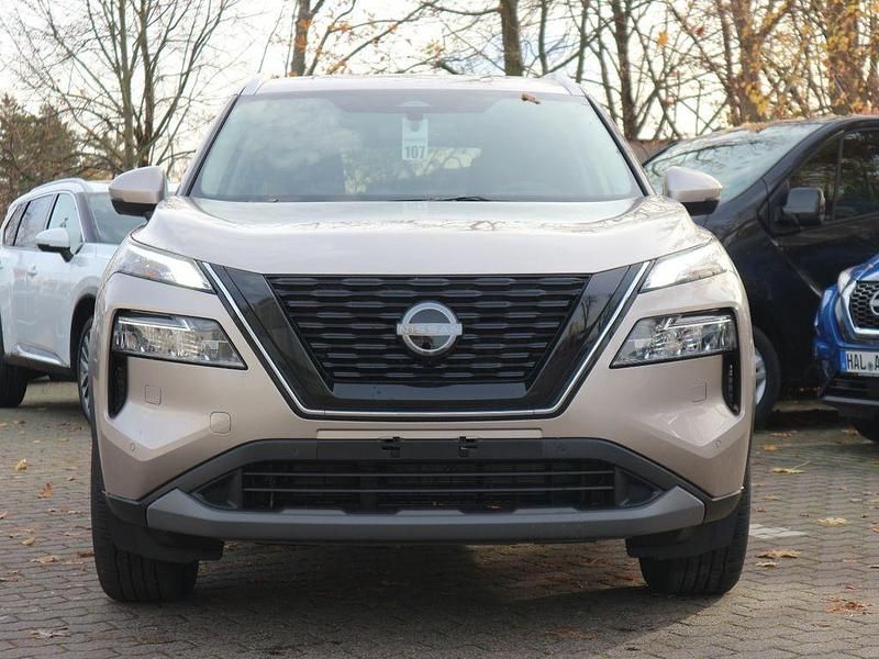 Neu Nissan X-Trail N-Connecta 163 PS (119 kW) 2025 New silver SUV