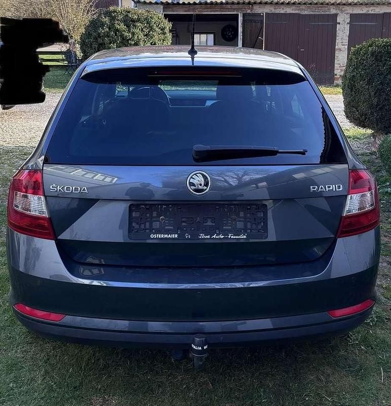 Gebraucht Skoda Rapid Ambition 90 PS (66 kW) 2017 Grau Kleinwagen