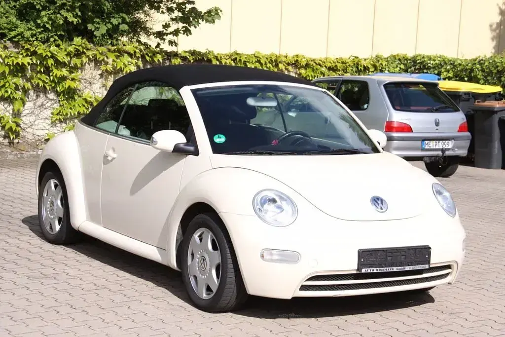 Gebraucht VW New Beetle 75 PS (55 kW) 2004 Beige Kleinwagen