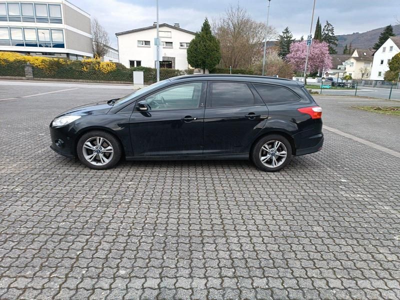 Gebraucht Ford Focus 163 PS (119 kW) 2013 Schwarz Kombi