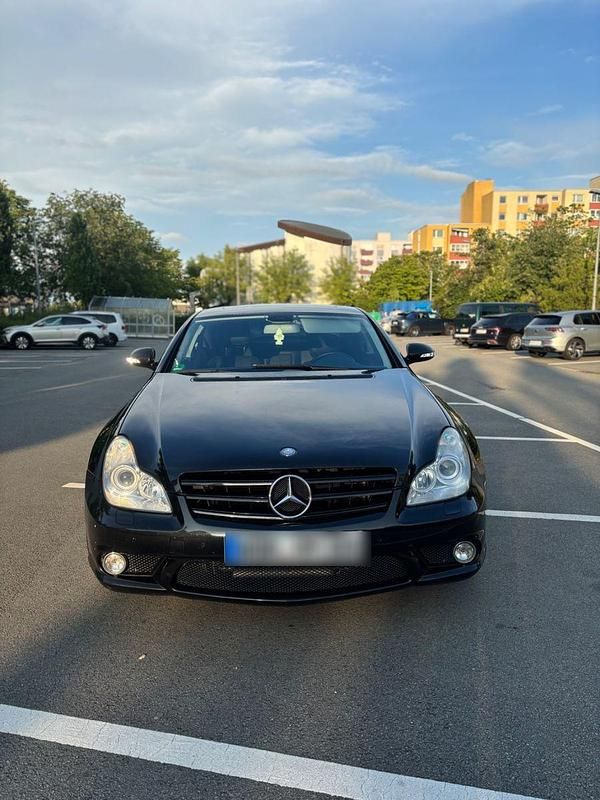 Schwarz Gebraucht 2006 Mercedes CLS500 Coupé | 11.500 € (Superpreis) - Bild 1/4
