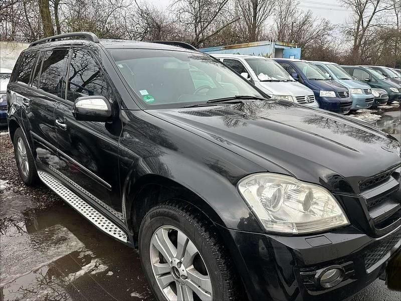 Gebraucht Mercedes GL450 340 PS (250 kW) 2009 Obsidianschwarz SUV