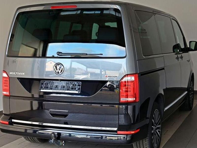 Second-hand VW Multivan Generation Six 204 CP (150 kW) 2018 Negru Monovolum