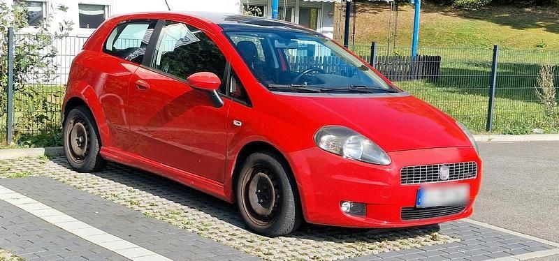Rot Gebraucht 2007 Fiat Punto Kleinwagen | 1.000 € (Guter Preis) - Bild 1/4