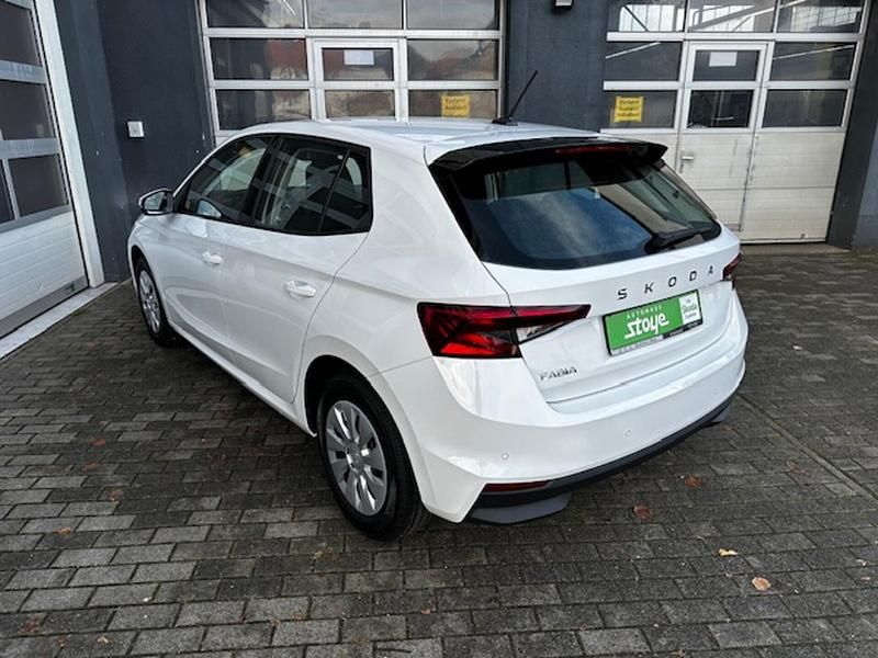 Gebraucht Skoda Fabia Essence 95 PS (69 kW) 2025 Weiß Limousine