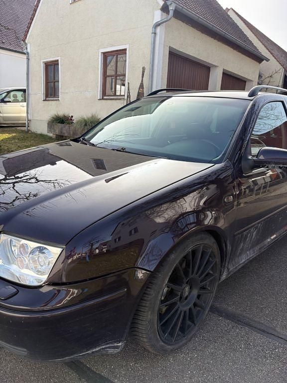 Gebraucht VW Bora Highline 150 PS (110 kW) 2002 Violett Kombi