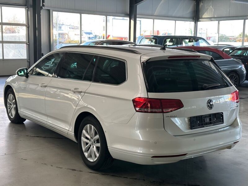 Gebraucht VW Passat Comfortline 150 PS (110 kW) 2016 Weiß Kombi