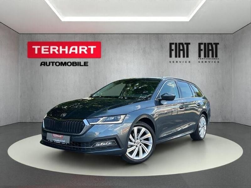 Grau Gebraucht 2020 Skoda Octavia Style Kombi | 23.487 € (Fairer Preis) - Bild 1/4
