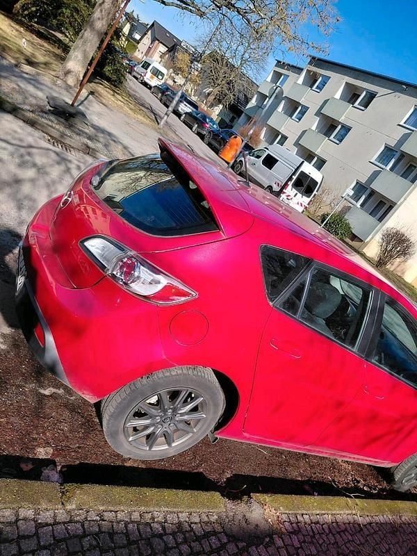 Gebraucht Mazda 3 105 PS (77 kW) 2010 Rot Kleinwagen