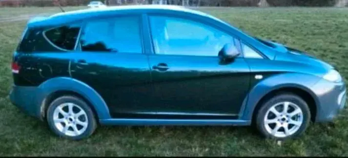 Gebraucht Seat Altea 170 PS (125 kW) 2009 Grün SUV