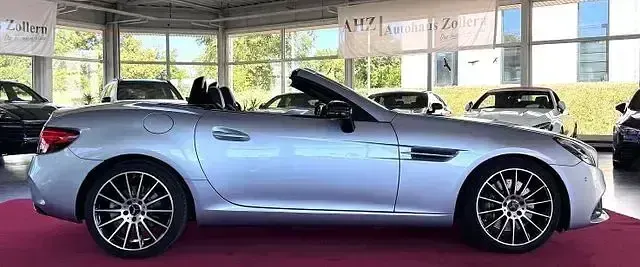 Gebraucht Mercedes SLC180 AMG 156 PS (114 kW) 2016 Diamantsilber  metalliclack Cabrio