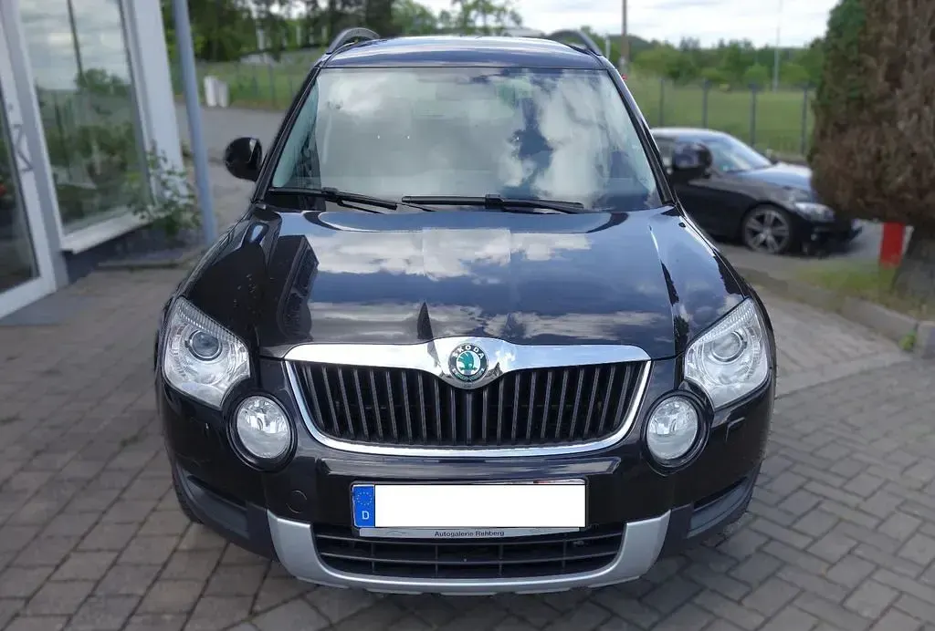 Używany Skoda Yeti Elegance 140 KM (102 kW) 2012 Czarny SUV