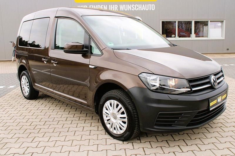 Gebraucht VW Caddy Trendline 102 PS (75 kW) 2016 Braun Van / Kleinbus